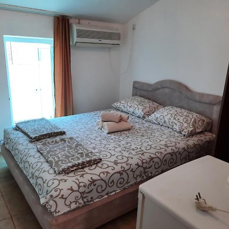 אולסינץ' Apartmani Pulic מראה חיצוני תמונה
