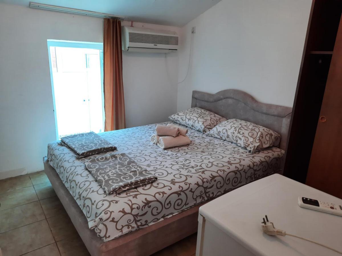 אולסינץ' Apartmani Pulic מראה חיצוני תמונה